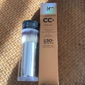 It cosmetics CC+ bronzer and brush NEW IN BOX